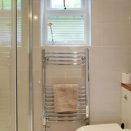 Eldin Hall 1 - Uk2483